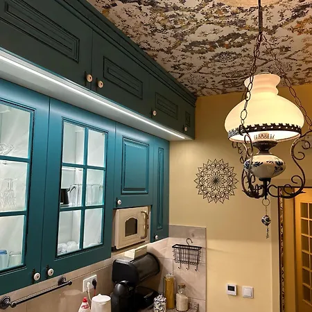 Vranas Apartment *