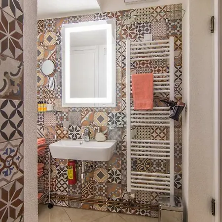 Vranas Apartment