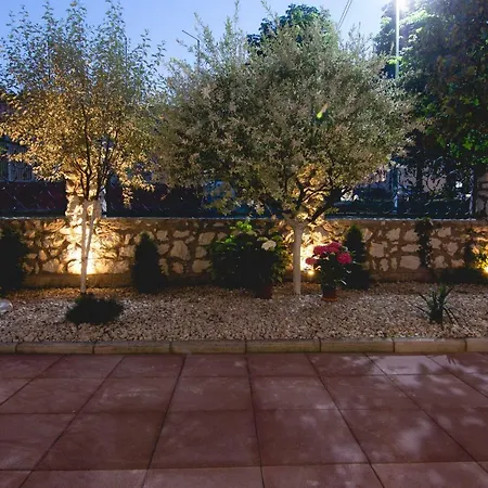 Apartment Vranas *